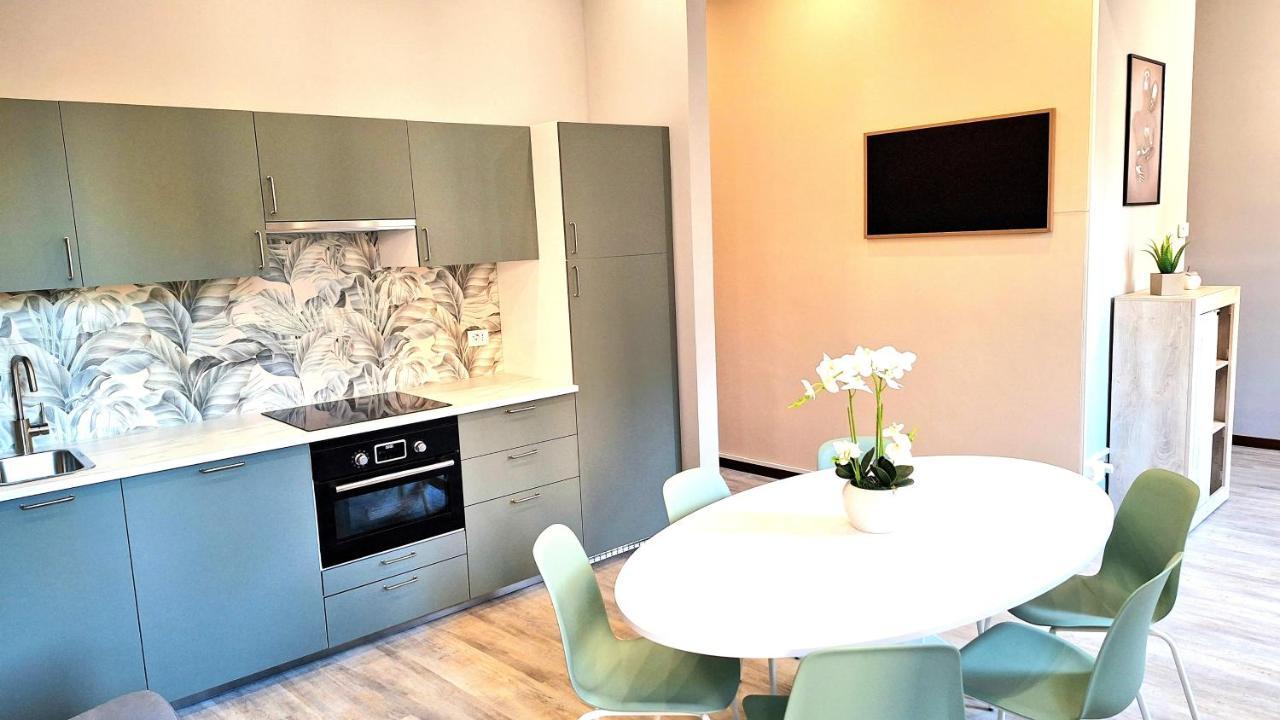 Civic153 - Al Glicine Apartments Verona Bagian luar foto